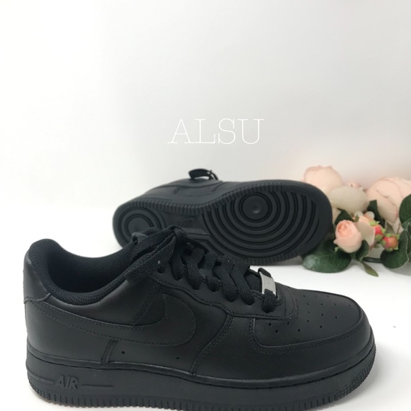 NWT Nike Air Force 1’07 Leather Black W AUTHENTIC - Picture 4 of 8